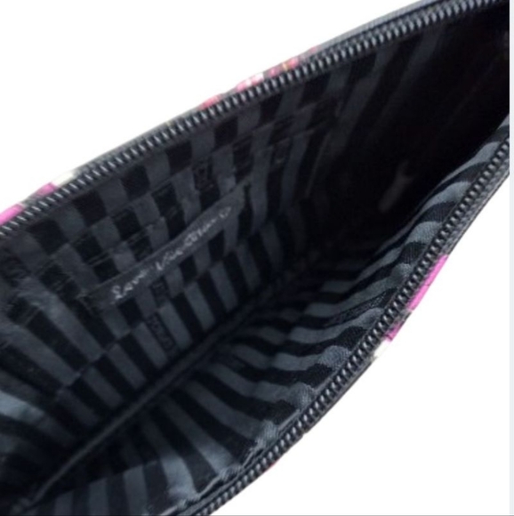 VICTORIA’S SECRET Tropical Night Out Wristlet - Picture 7 of 11